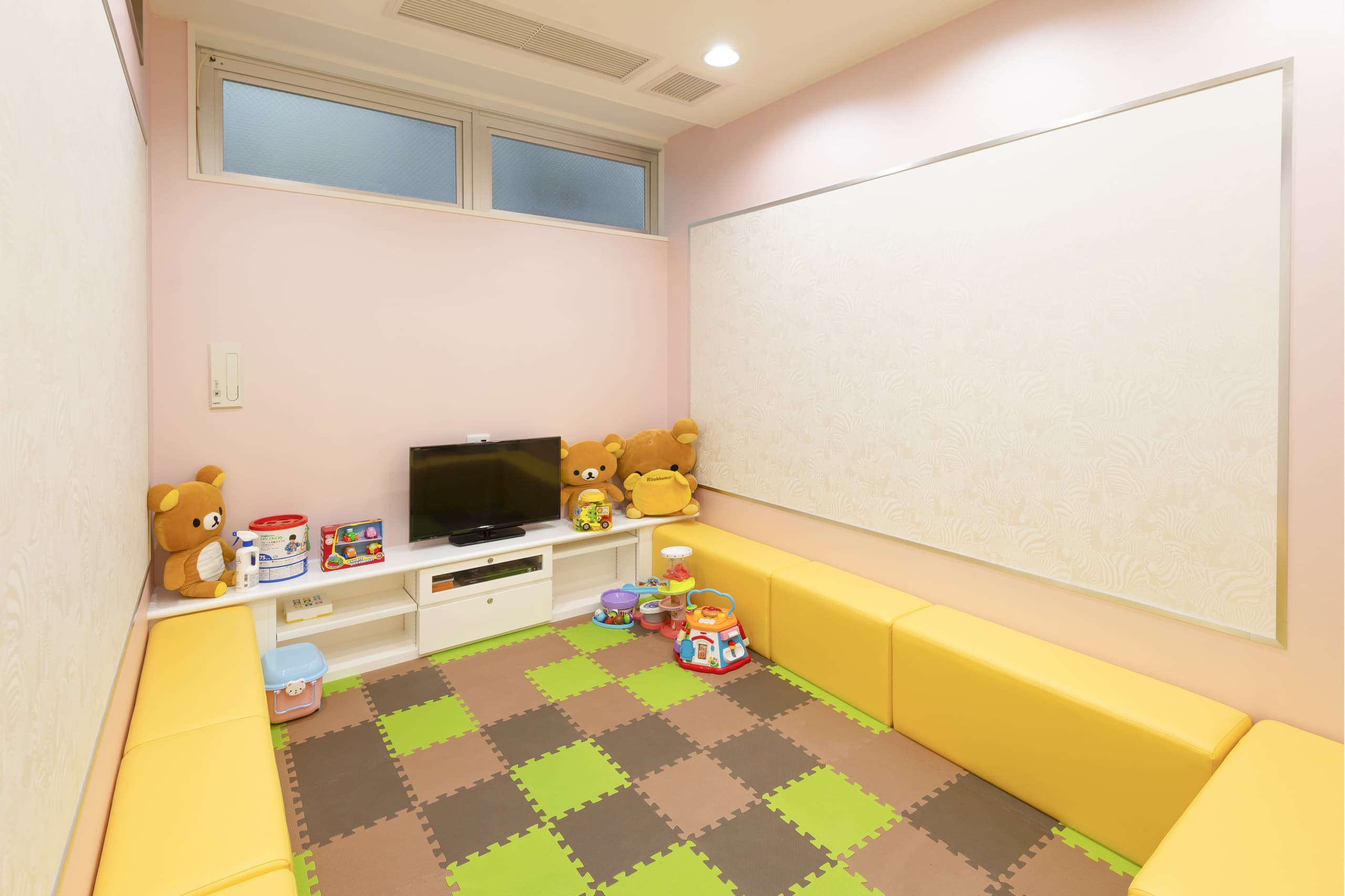 kidsroom_dsc_7679_s_20250415191812247.jpg